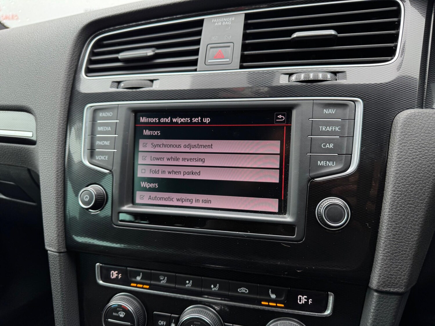 Used Volkswagen Golf 2017 for sale - 76000902: Photo 45