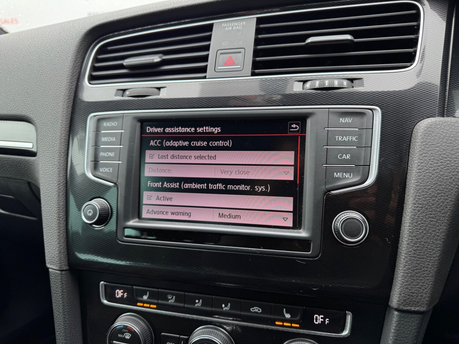 Used Volkswagen Golf 2017 for sale - 76000902: Photo 50
