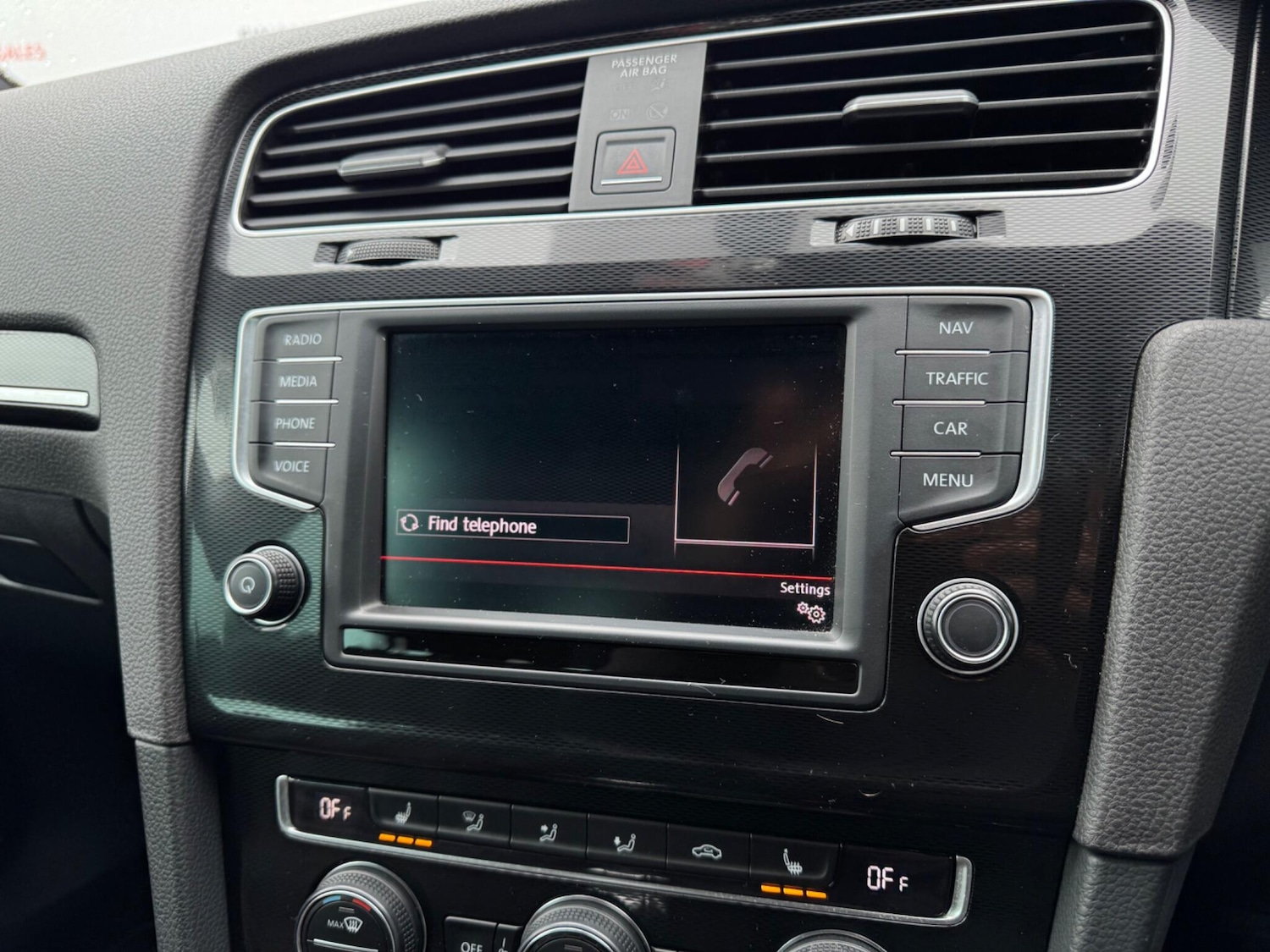 Used Volkswagen Golf 2017 for sale - 76000902: Photo 55