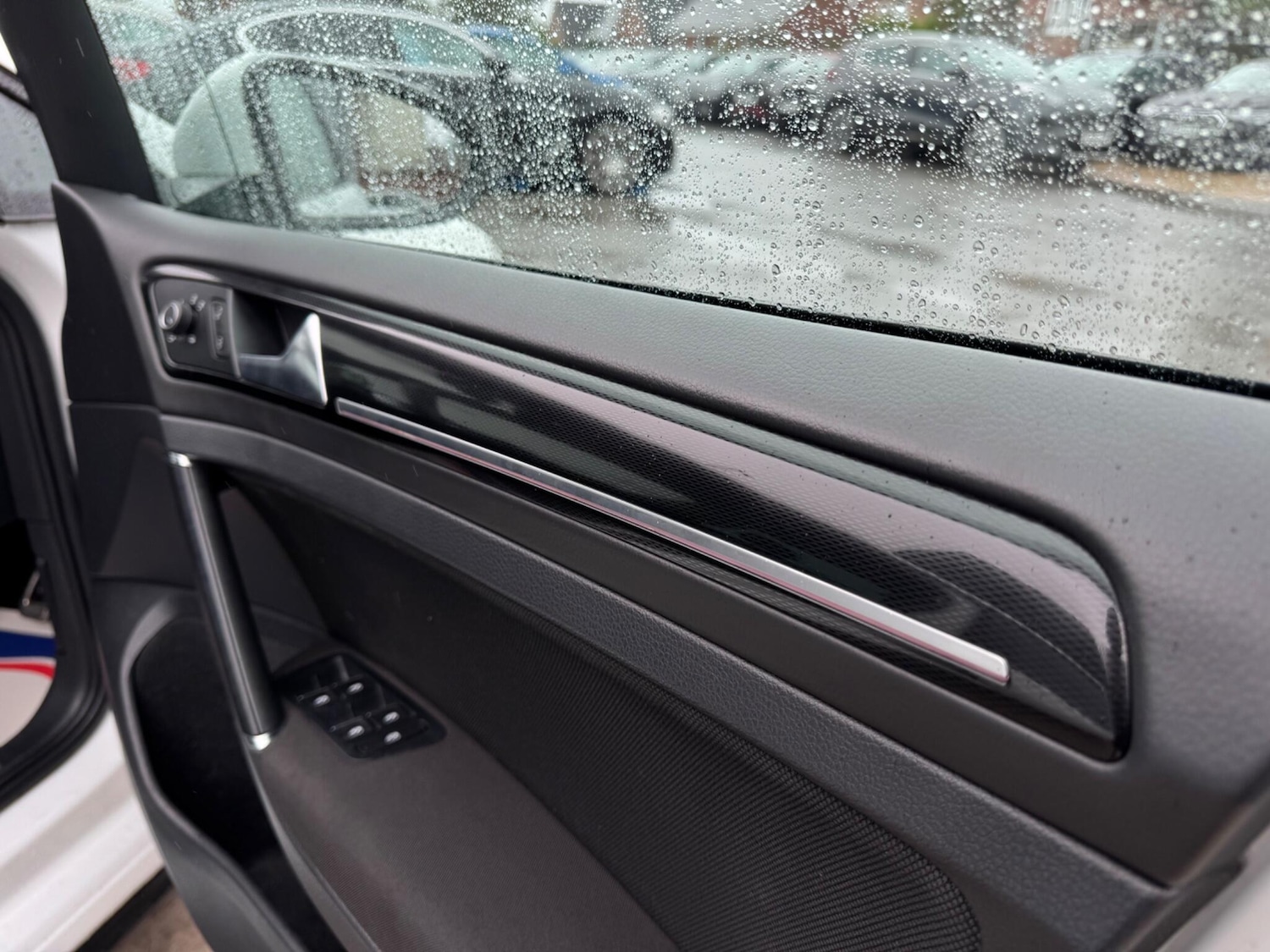 Used Volkswagen Golf 2017 for sale - 76000902: Photo 72