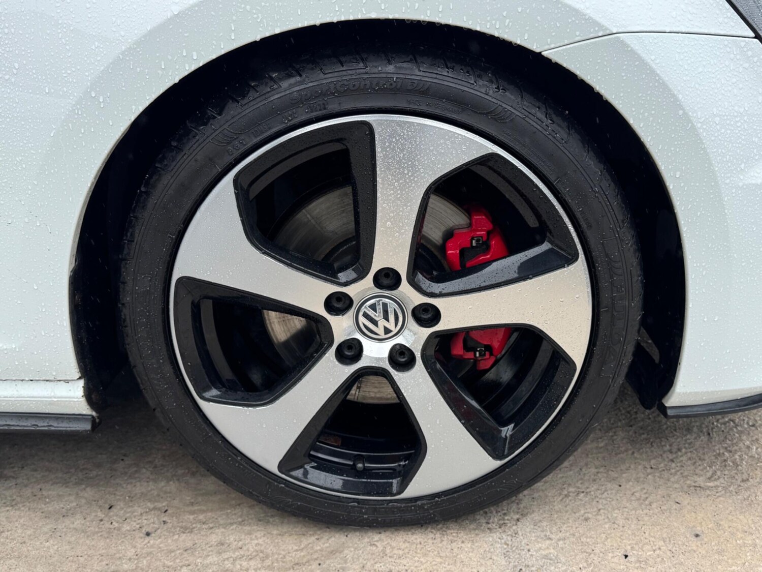 Used Volkswagen Golf 2017 for sale - 76000902: Photo 82