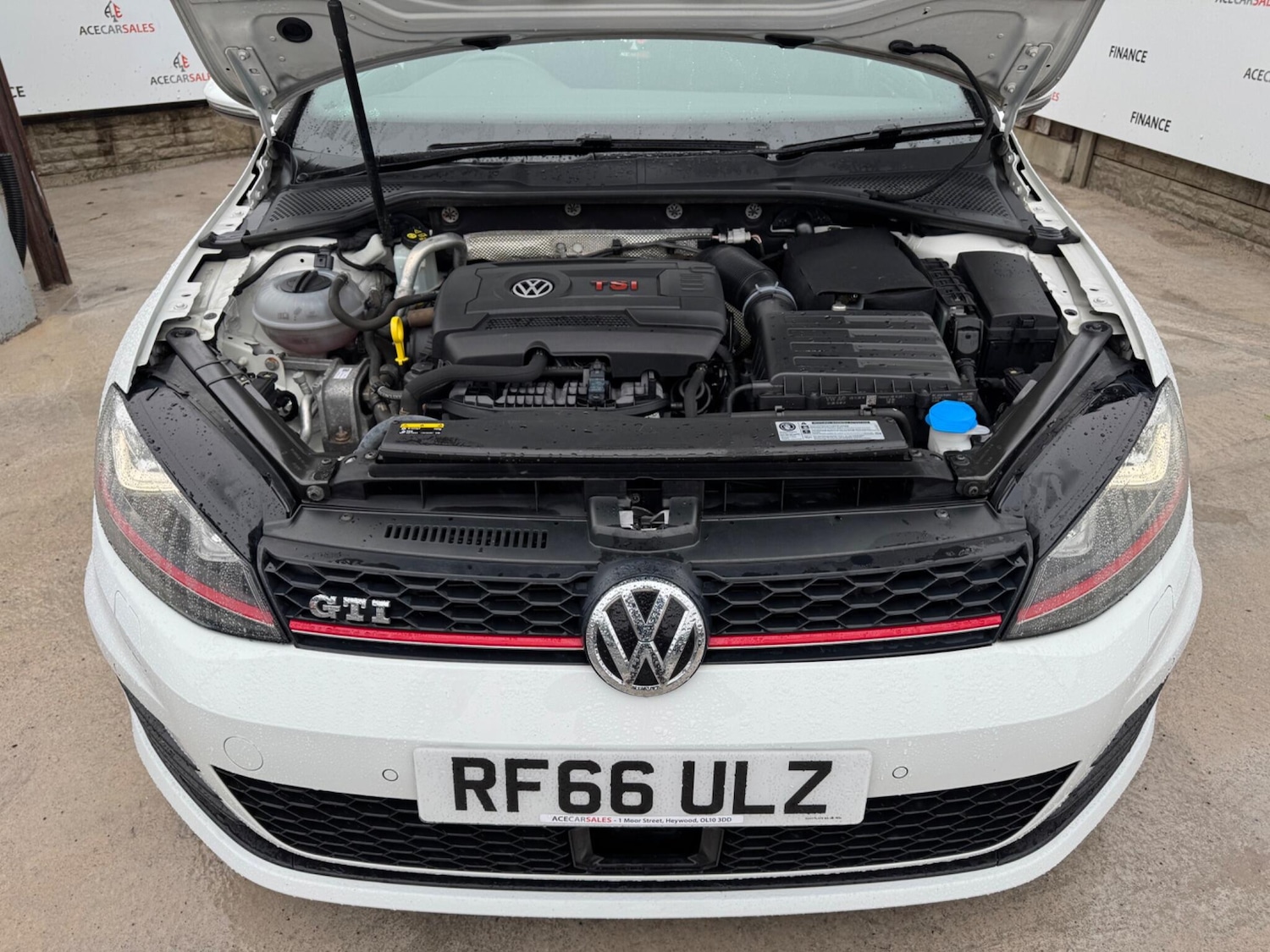 Used Volkswagen Golf 2017 for sale - 76000902: Photo 84