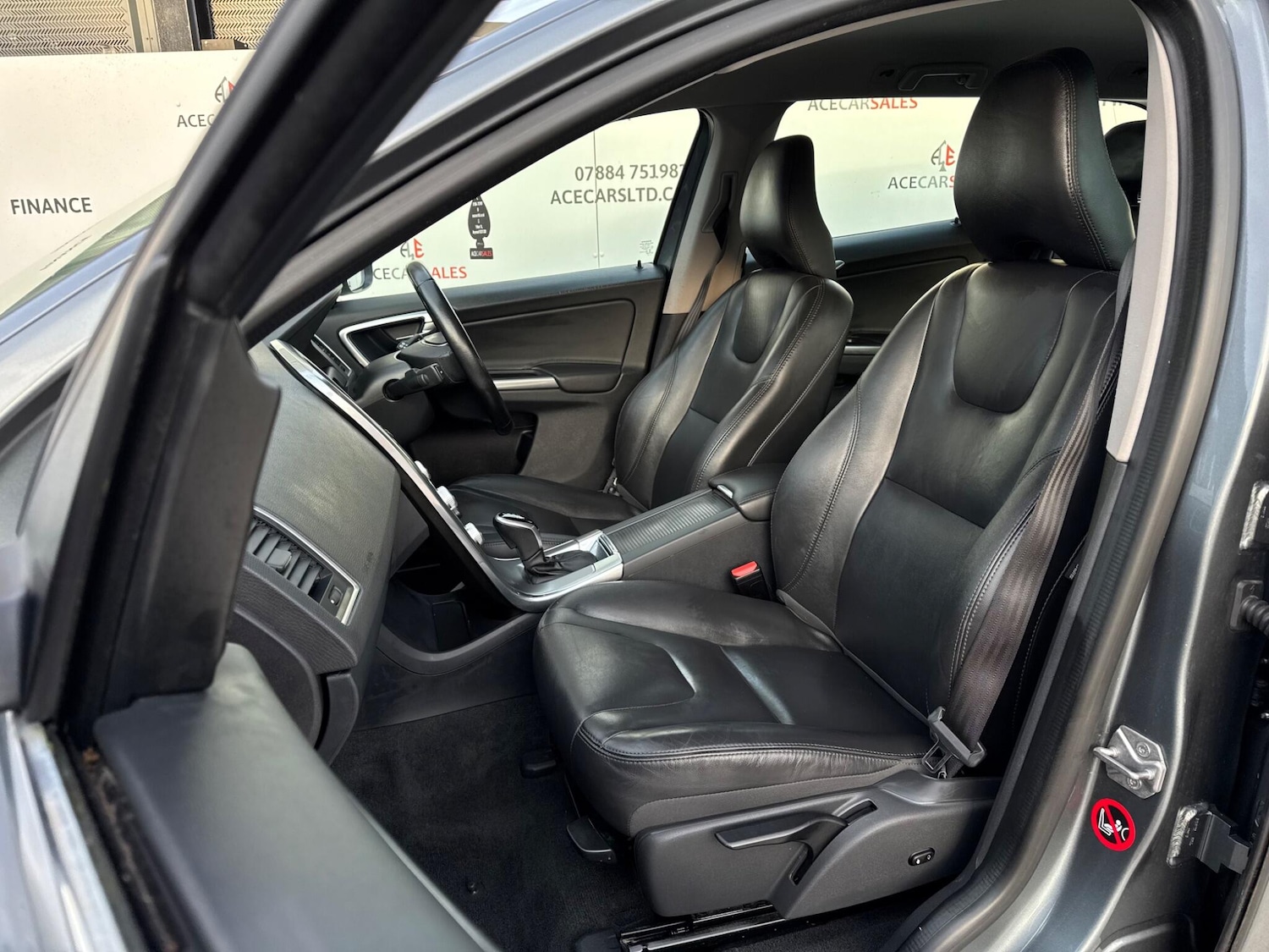 Used Volvo XC60 2017 for sale - 76666623: Photo 19