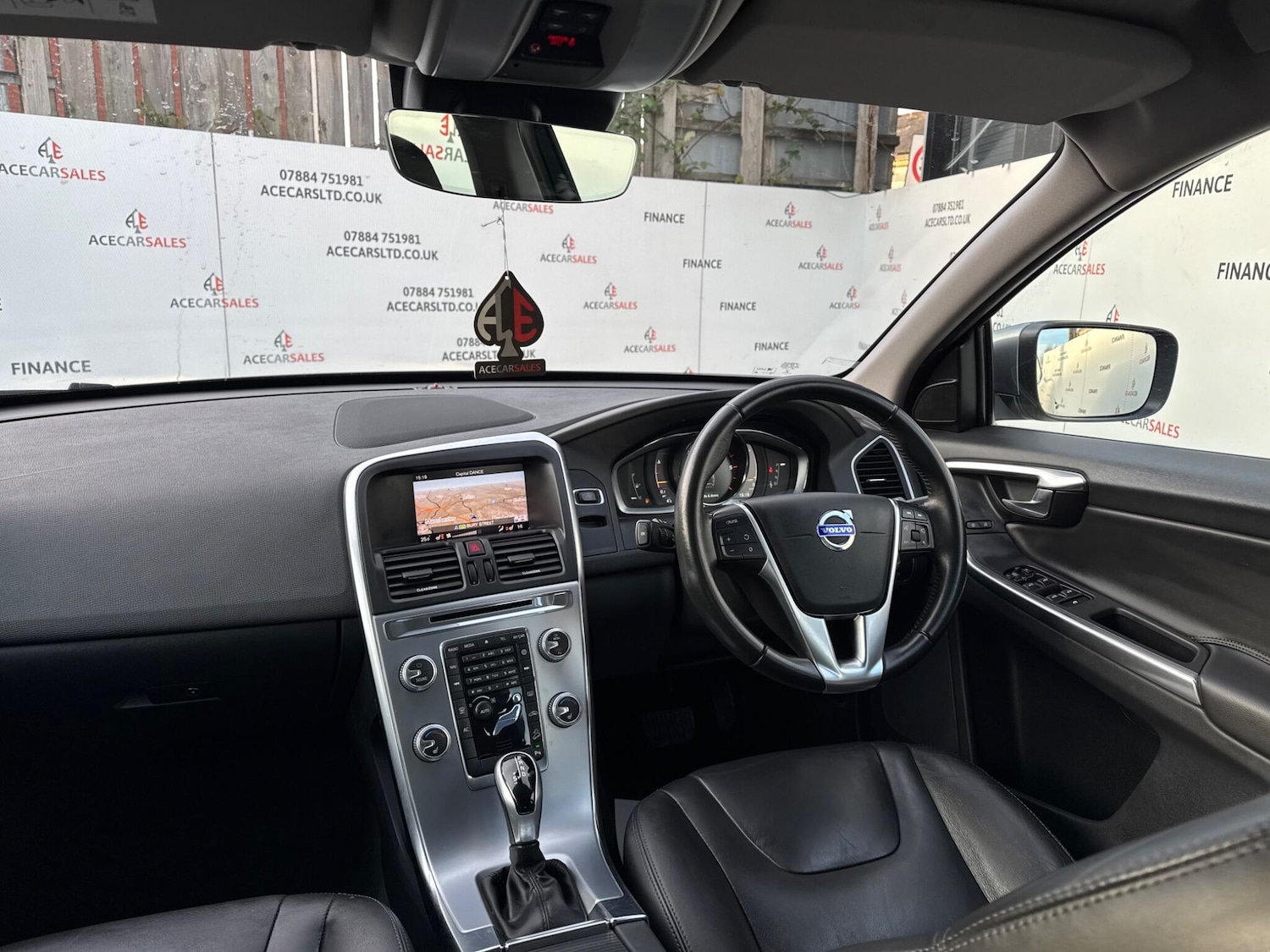 Used Volvo XC60 2017 for sale - 76666623: Photo 20