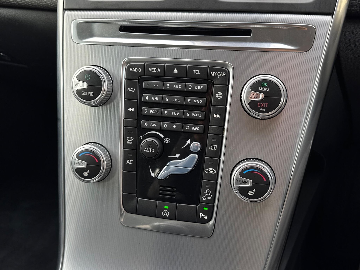 Used Volvo XC60 2017 for sale - 76666623: Photo 25