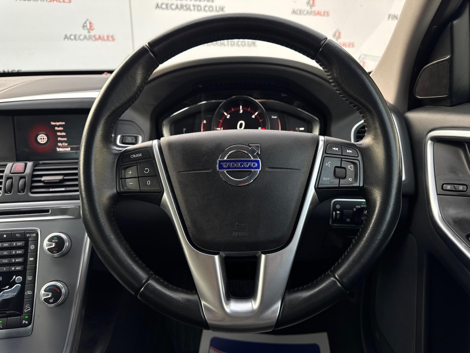 Used Volvo XC60 2017 for sale - 76666623: Photo 27