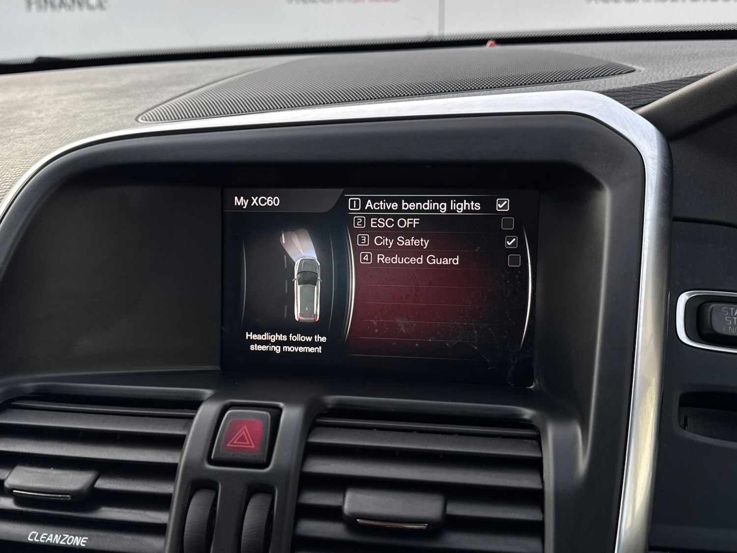 Used Volvo XC60 2017 for sale - 76666623: Photo 36