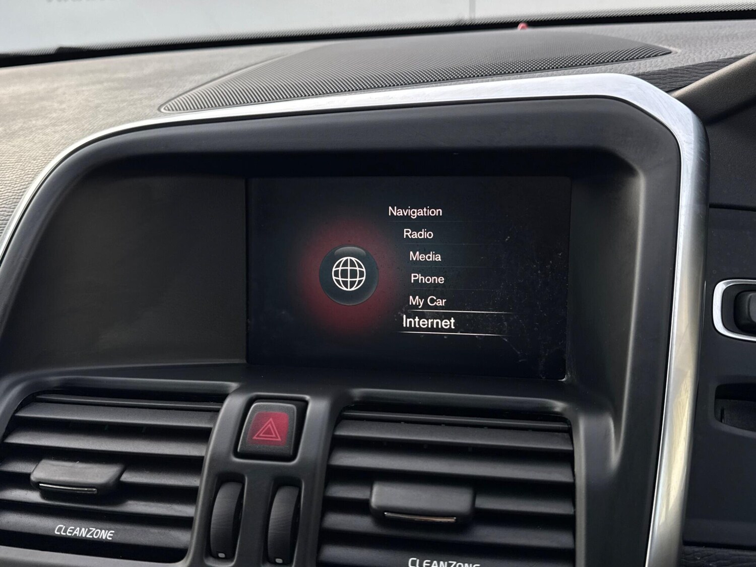 Used Volvo XC60 2017 for sale - 76666623: Photo 37