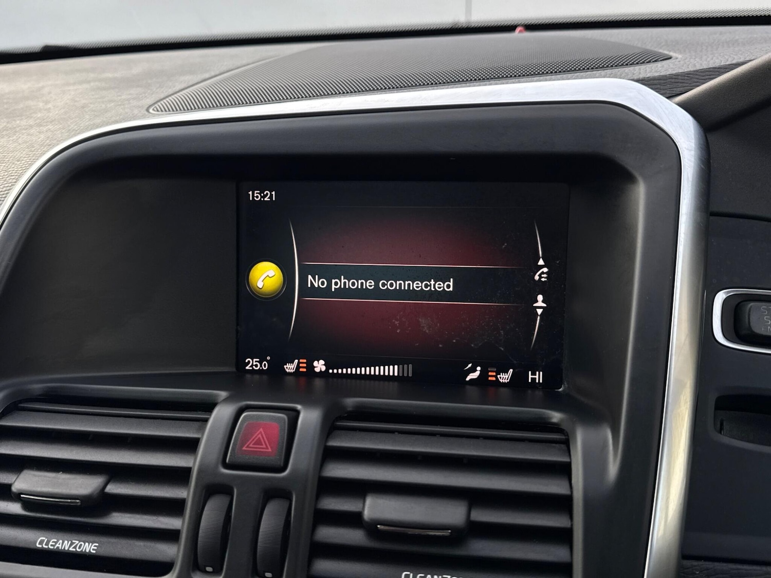 Used Volvo XC60 2017 for sale - 76666623: Photo 40