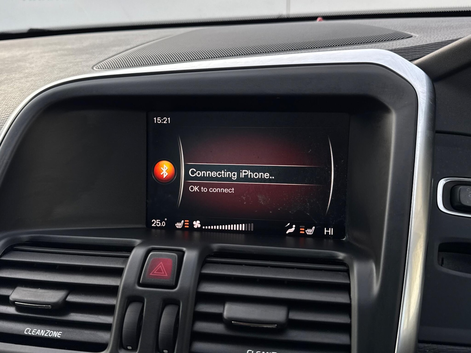 Used Volvo XC60 2017 for sale - 76666623: Photo 42