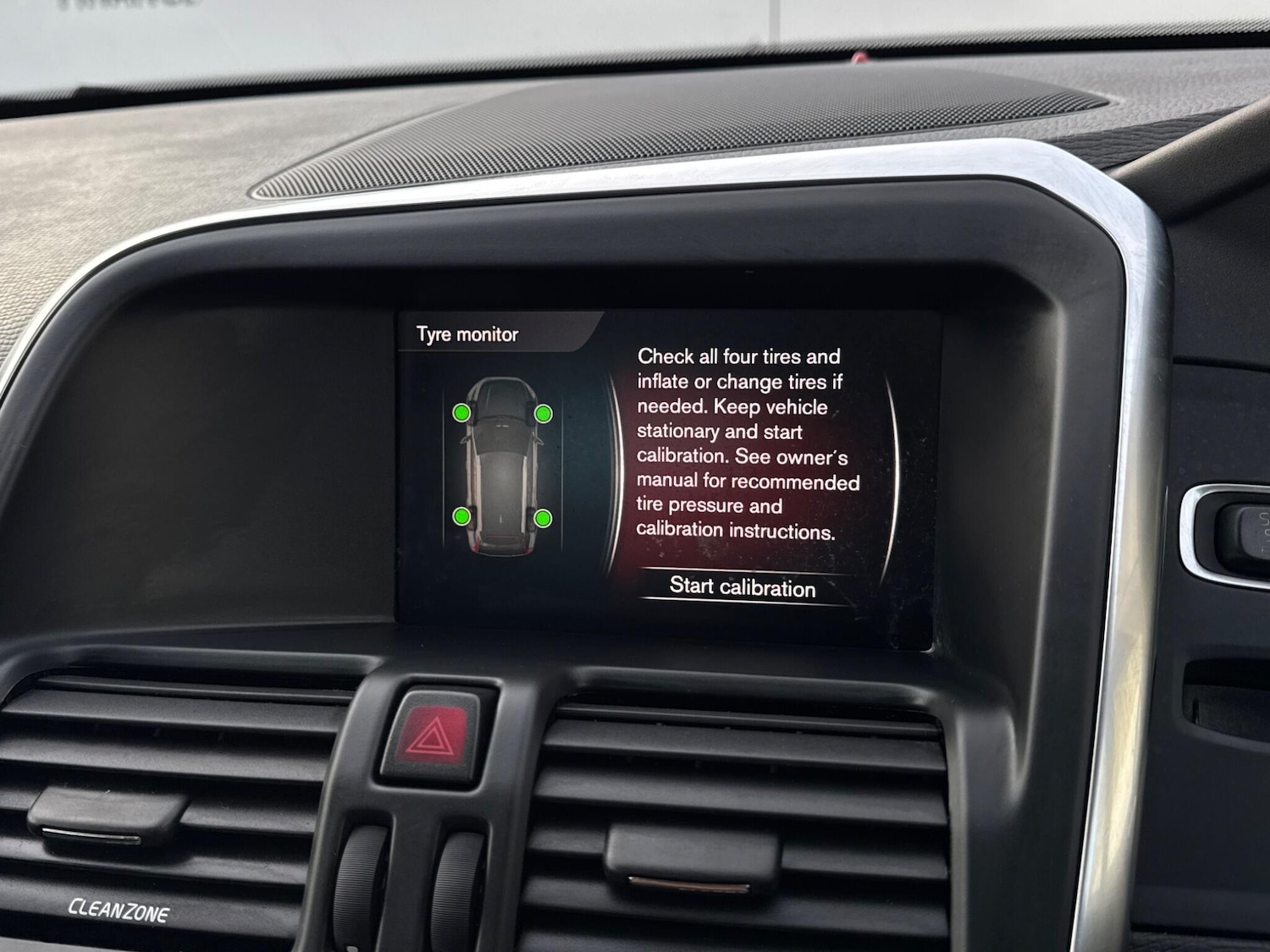 Used Volvo XC60 2017 for sale - 76666623: Photo 49