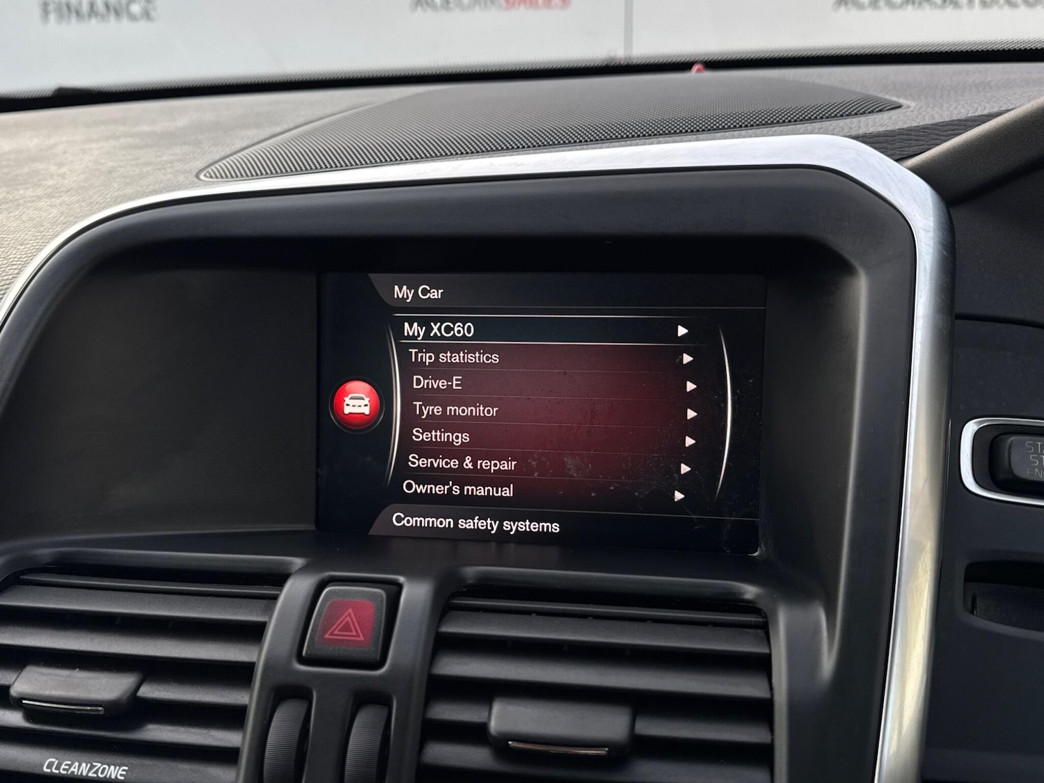 Used Volvo XC60 2017 for sale - 76666623: Photo 52