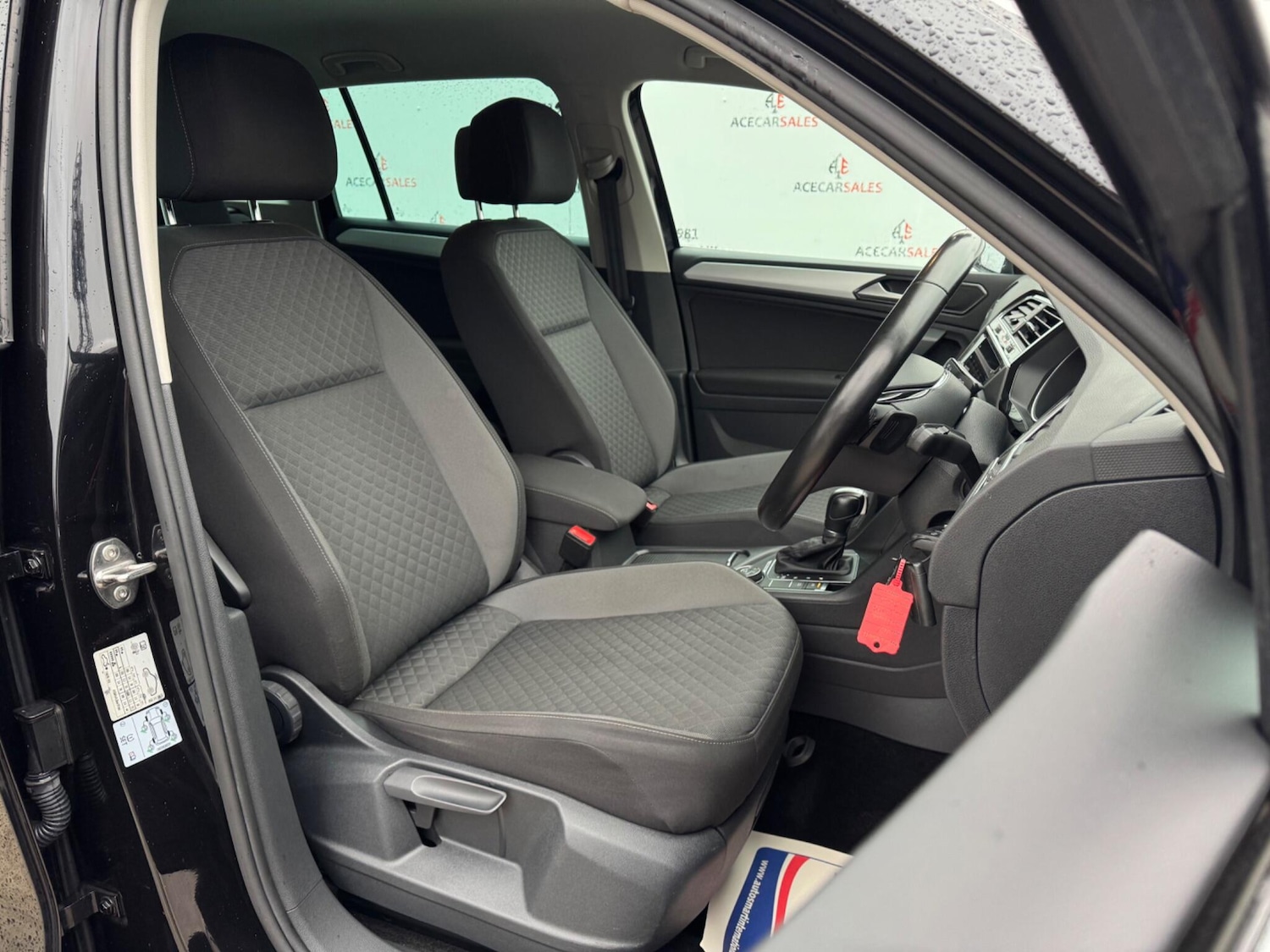 Used Volkswagen Tiguan 2018 for sale - 77291712: Photo 12