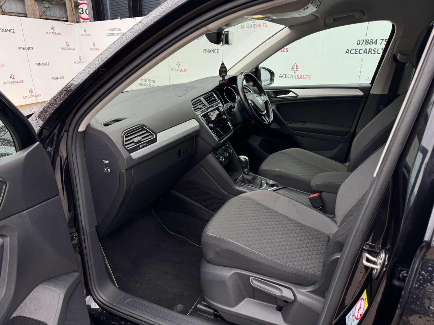 Used Volkswagen Tiguan 2018 for sale - 77291712: Photo 17