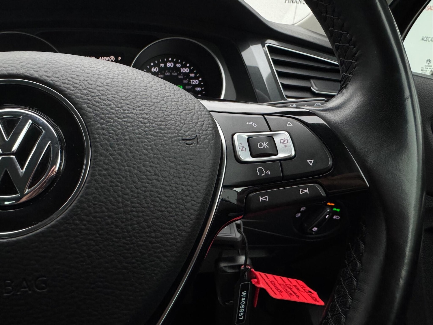 Used Volkswagen Tiguan 2018 for sale - 77291712: Photo 34