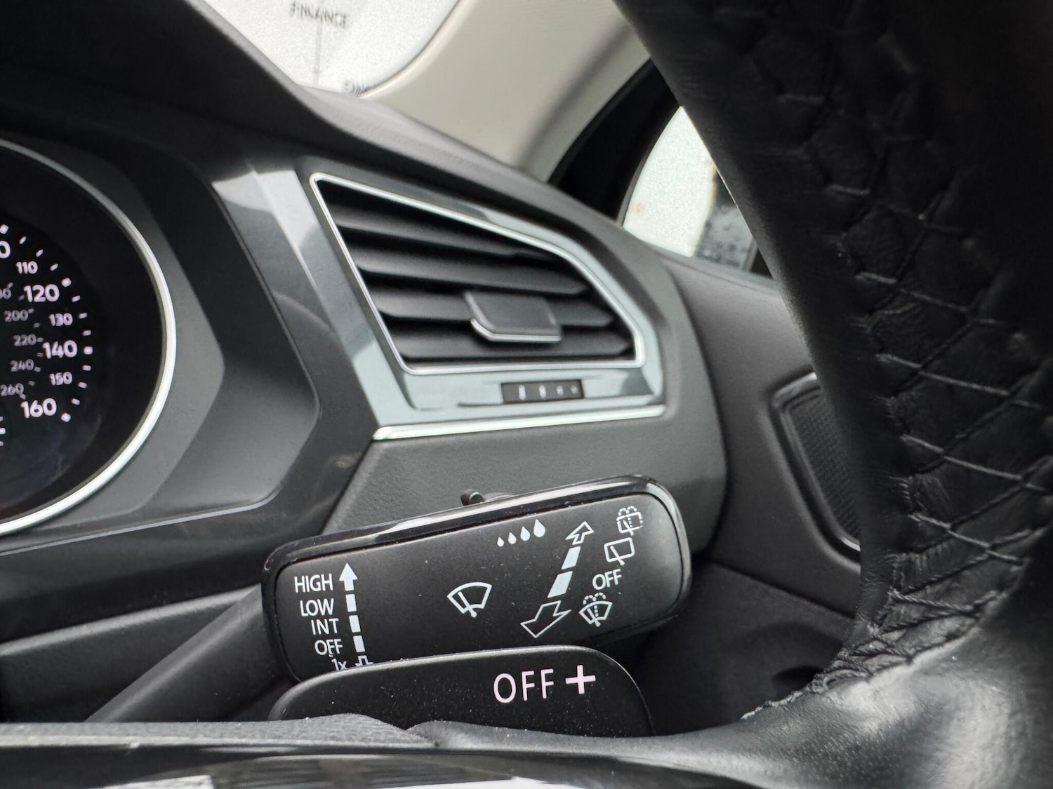 Used Volkswagen Tiguan 2018 for sale - 77291712: Photo 35