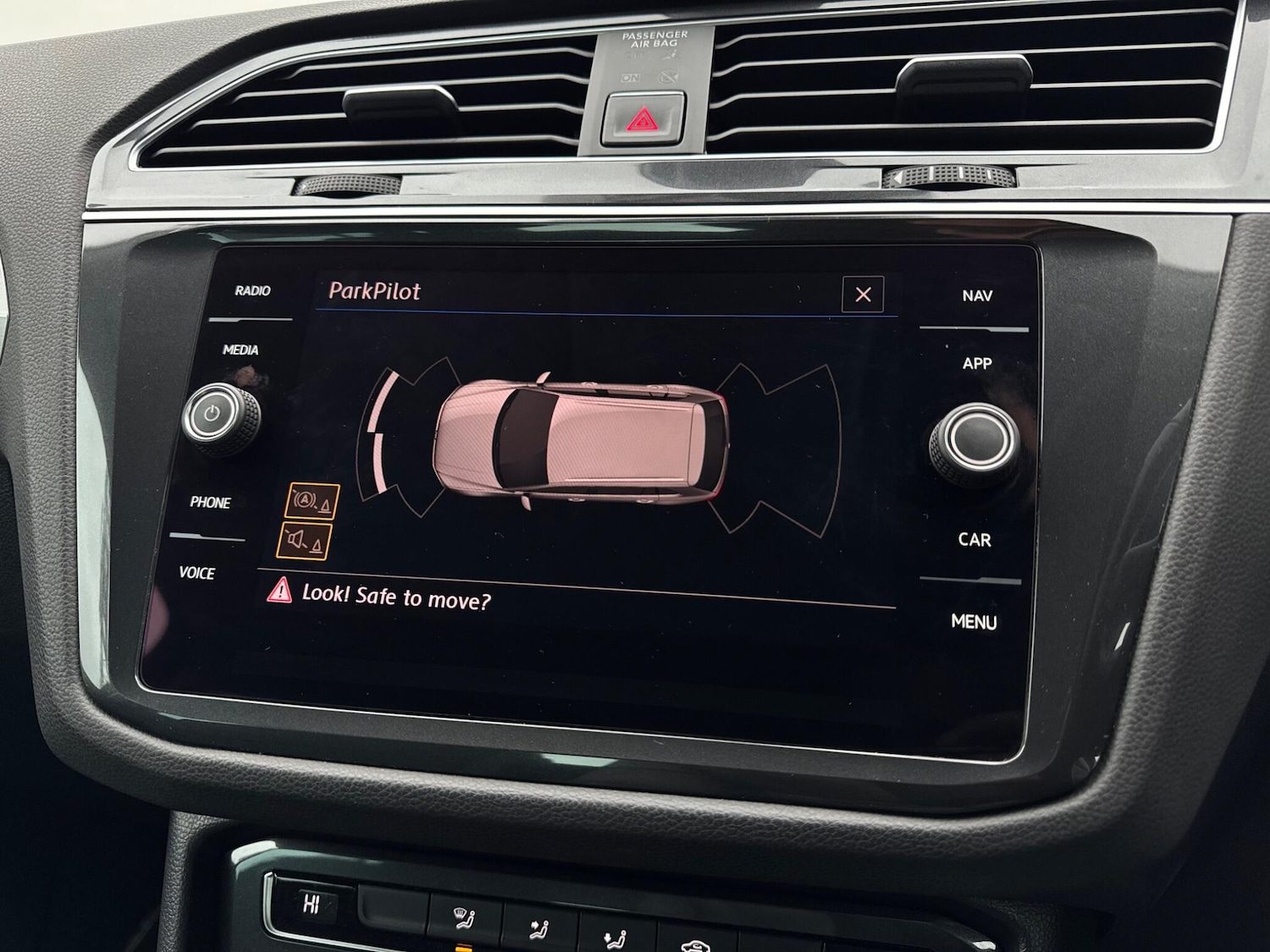 Used Volkswagen Tiguan 2018 for sale - 77291712: Photo 39