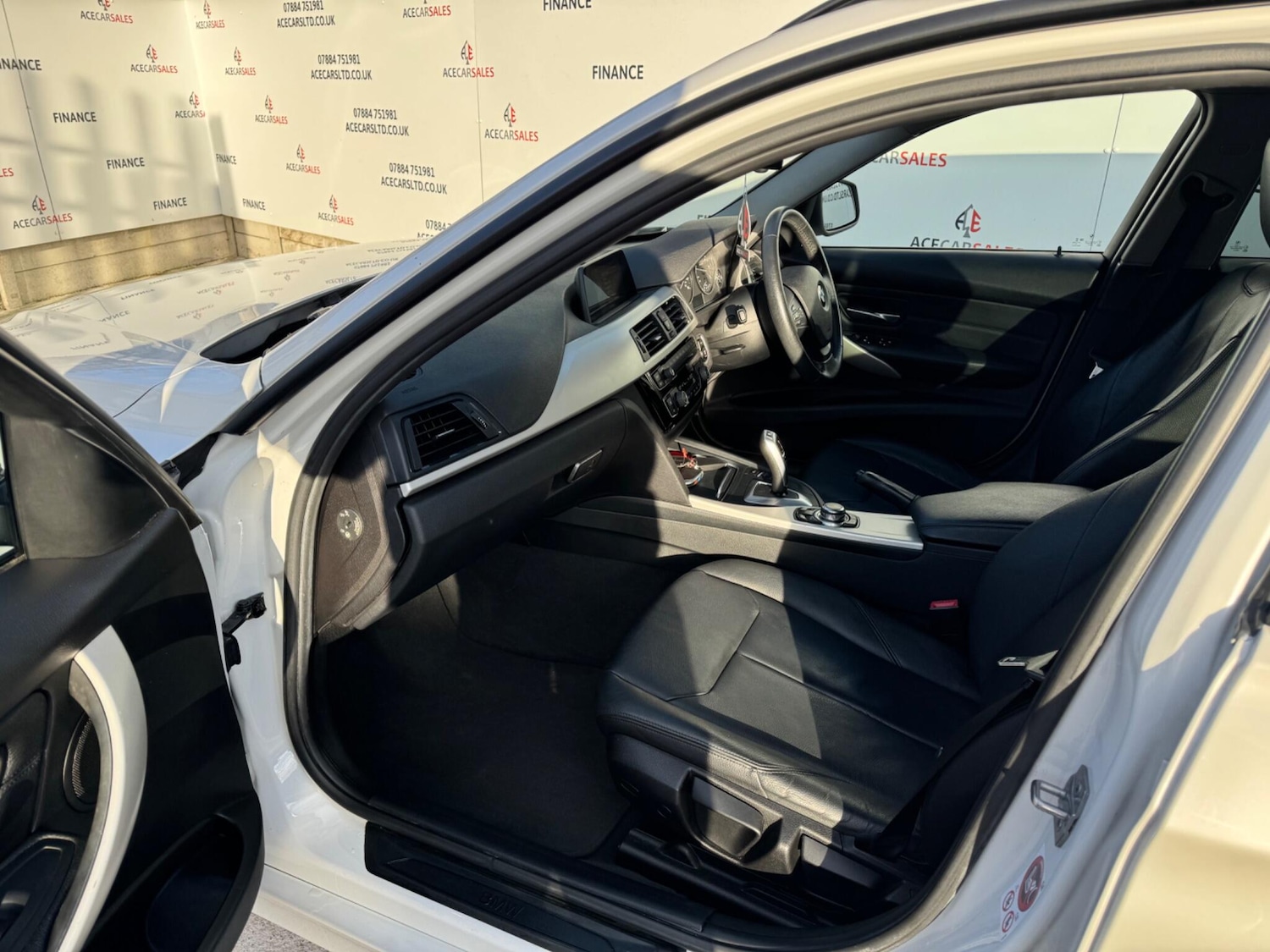 Used BMW 3 Series 2017 for sale - 77050099: Photo 17