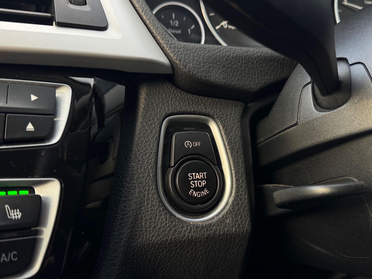 Used BMW 3 Series 2017 for sale - 77050099: Photo 24