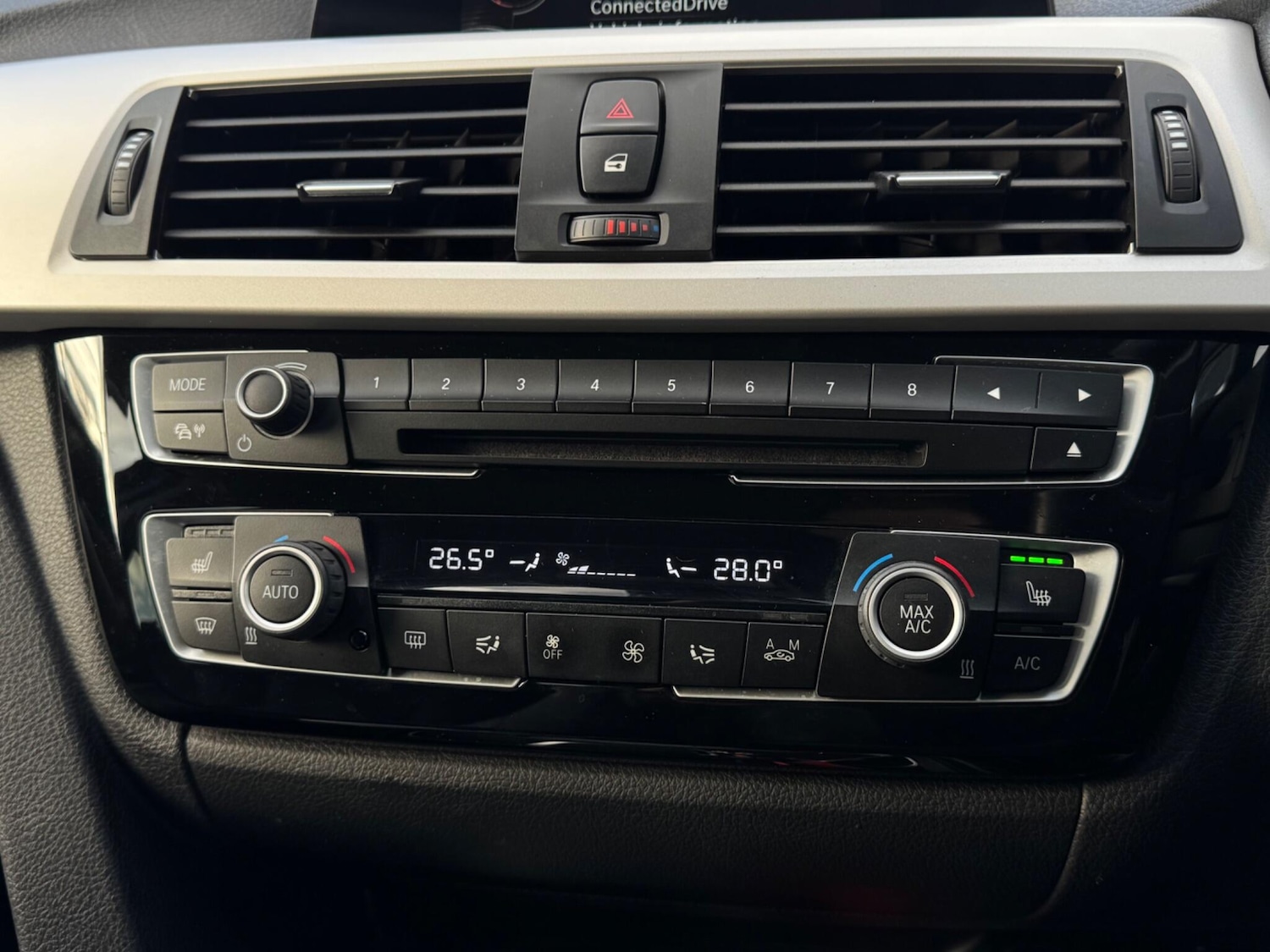 Used BMW 3 Series 2017 for sale - 77050099: Photo 25