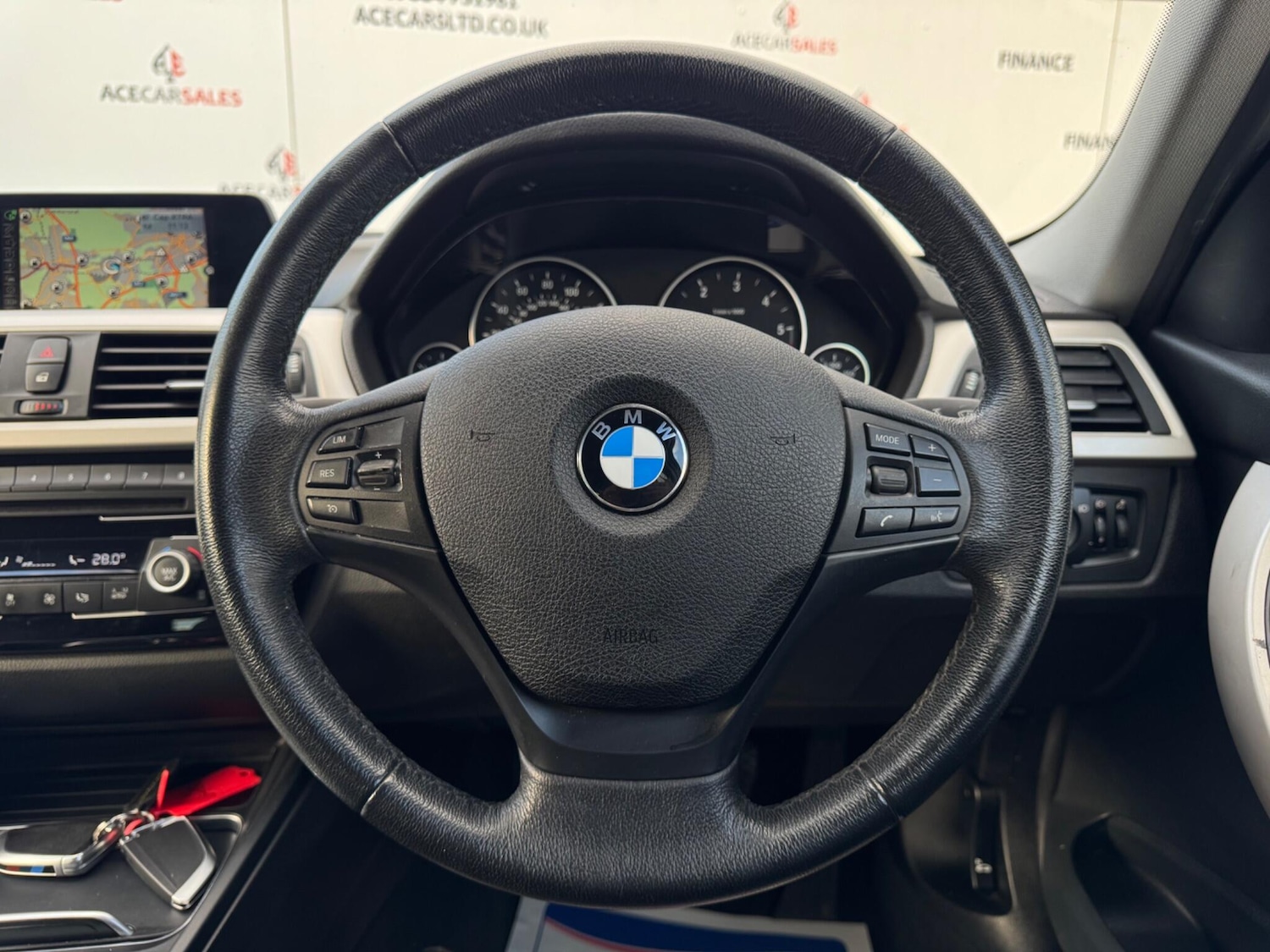 Used BMW 3 Series 2017 for sale - 77050099: Photo 29