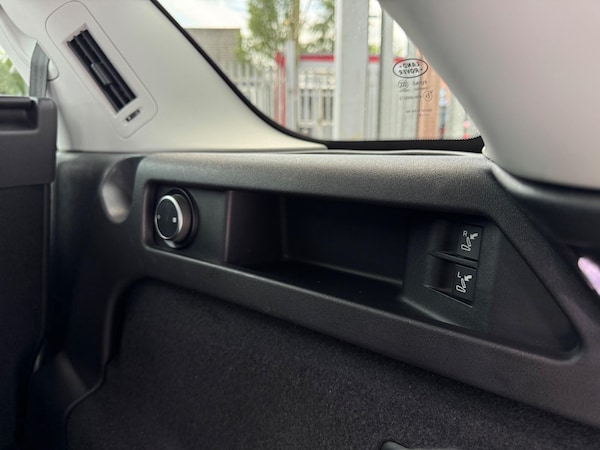 Used Land Rover Discovery Sport 2018 for sale - 74959095: Photo 62