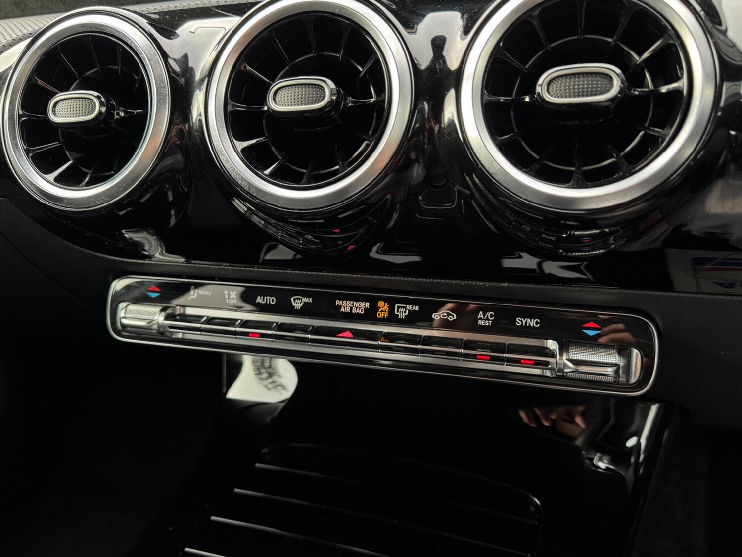 Used Mercedes-Benz A-Class for sale - 77412318: Photo 27