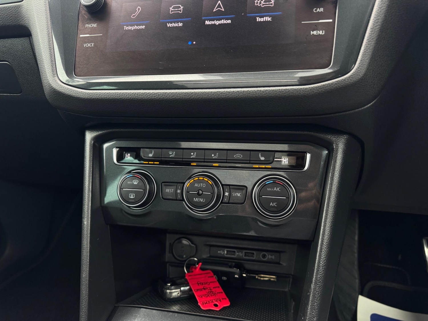 Used Volkswagen Tiguan 2020 for sale - 76987691: Photo 25