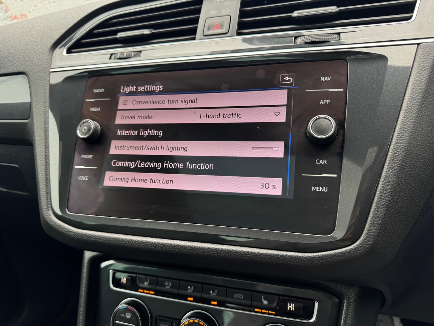 Used Volkswagen Tiguan 2020 for sale - 76987691: Photo 47