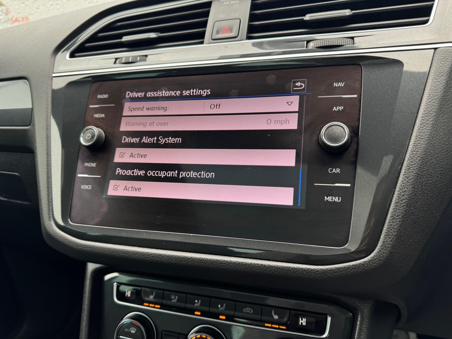 Used Volkswagen Tiguan 2020 for sale - 76987691: Photo 49