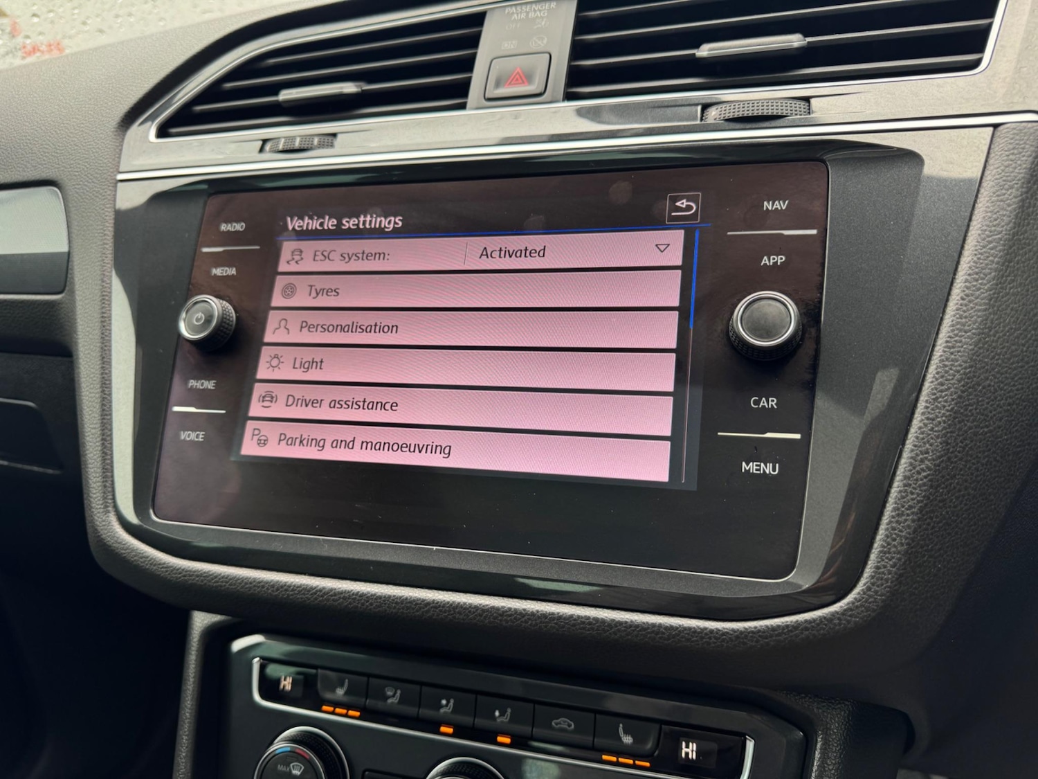 Used Volkswagen Tiguan 2020 for sale - 76987691: Photo 53