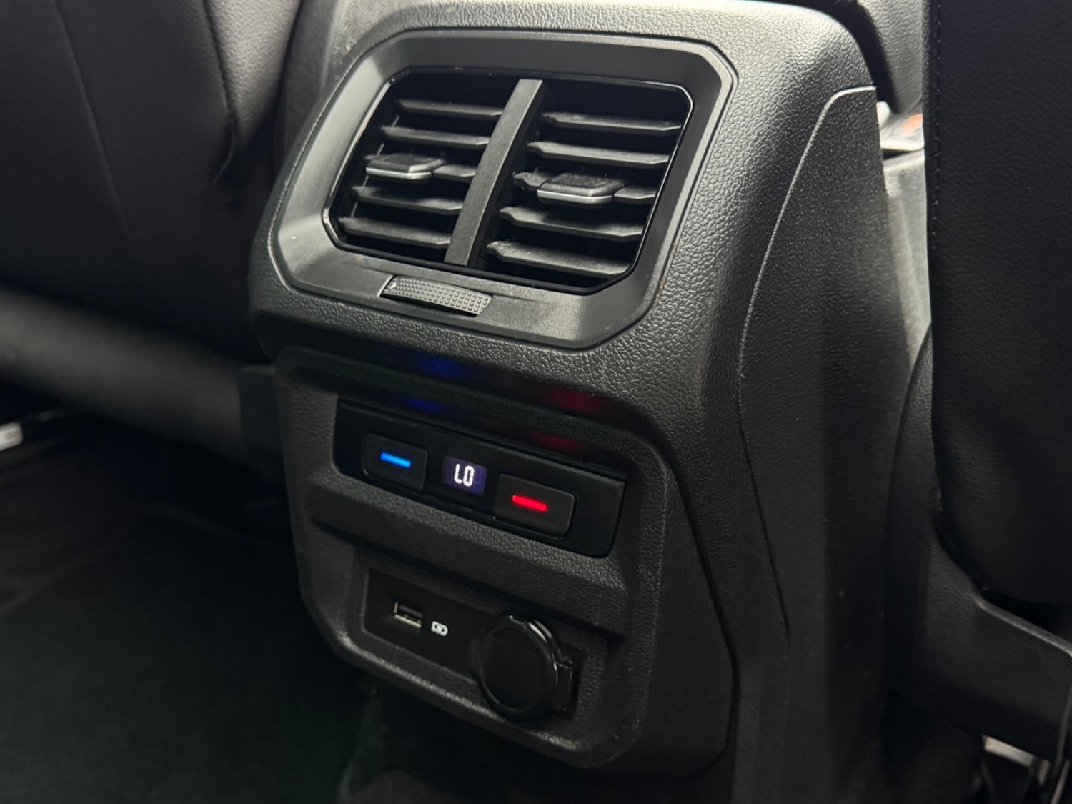 Used Volkswagen Tiguan 2020 for sale - 76987691: Photo 80