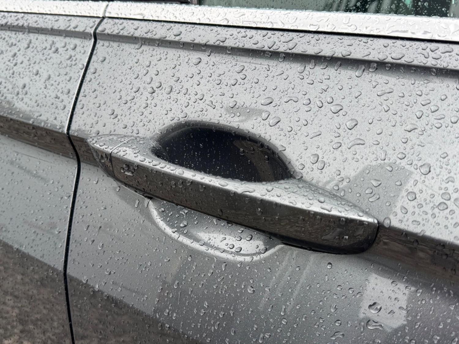 Used Volkswagen Tiguan 2020 for sale - 76987691: Photo 92