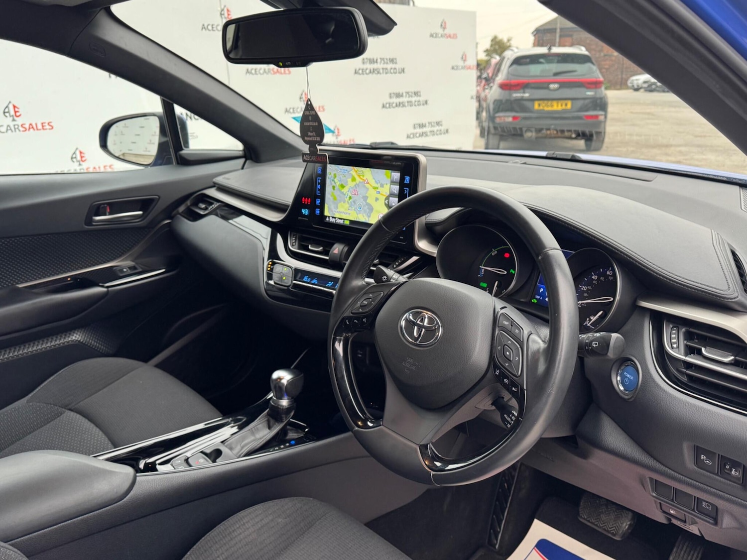 Used Toyota C-HR 2018 for sale - 76307485: Photo 10