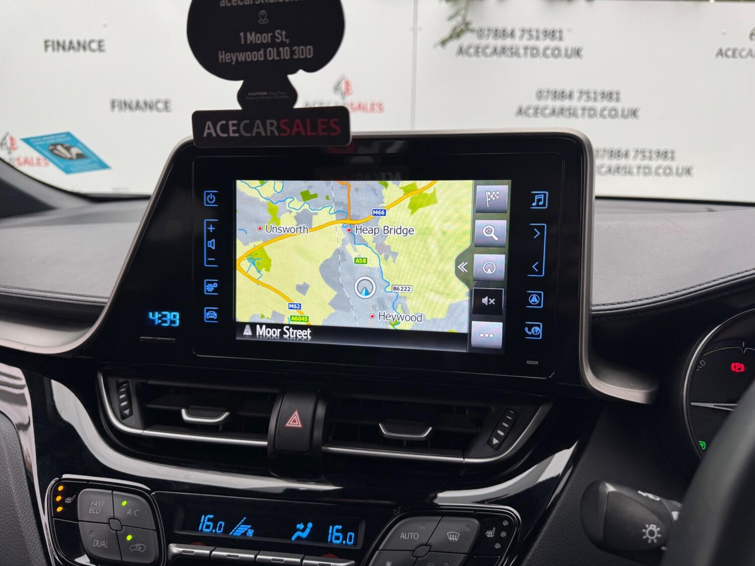 Used Toyota C-HR 2018 for sale - 76307485: Photo 24