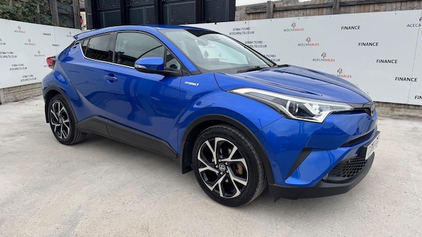 Used Toyota C-HR 2018 for sale - 76307485: Photo 2
