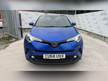 Used Toyota C-HR 2018 for sale - 76307485: Photo 3