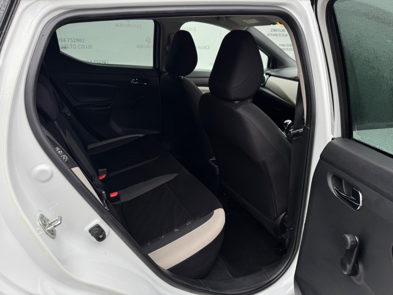 Used Nissan Micra 2017 for sale - 77156480: Photo 12