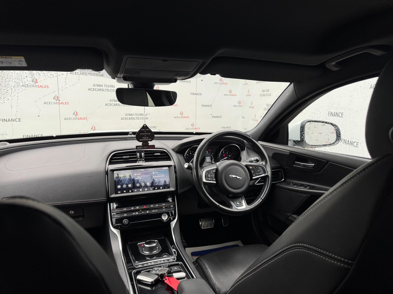 Used Jaguar XE 2018 for sale - 76964923: Photo 20