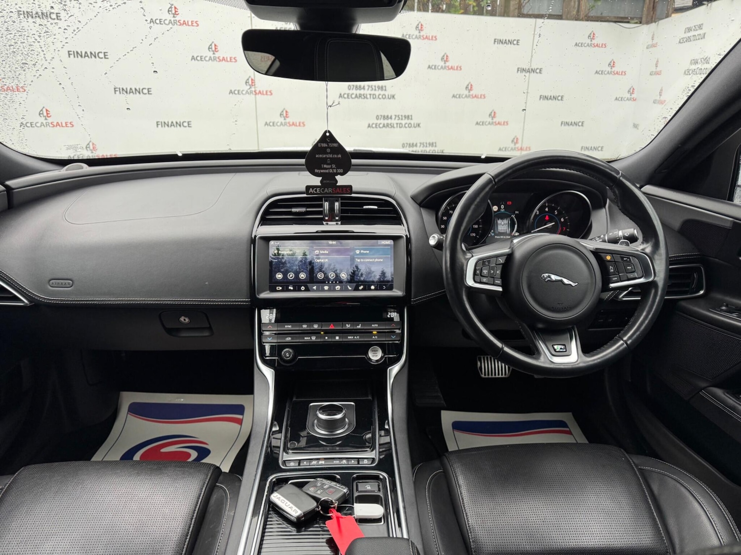 Used Jaguar XE 2018 for sale - 76964923: Photo 21