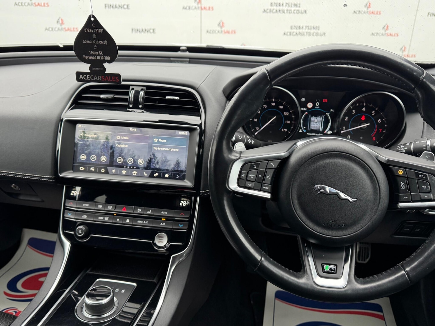 Used Jaguar XE 2018 for sale - 76964923: Photo 22