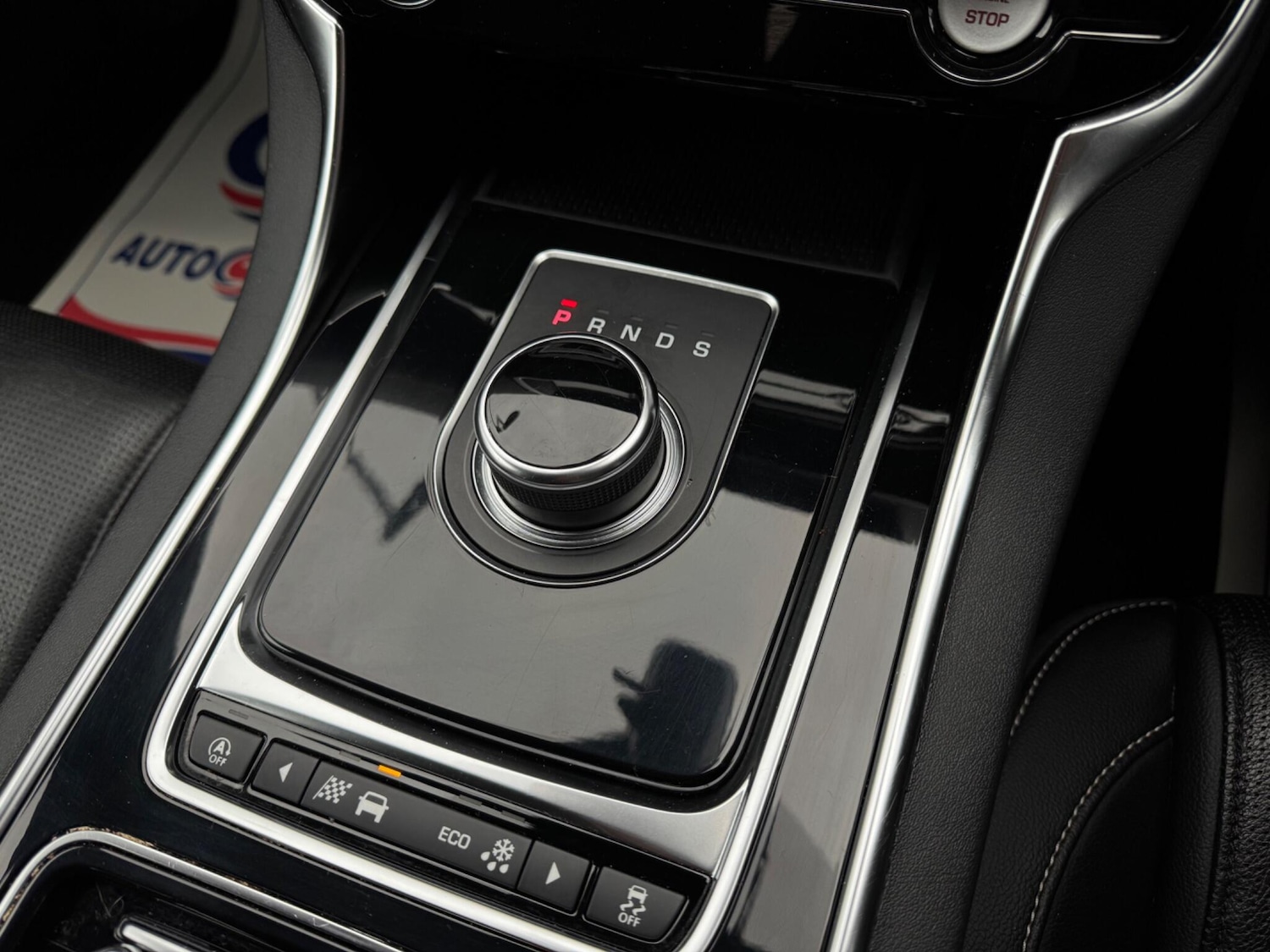 Used Jaguar XE 2018 for sale - 76964923: Photo 26