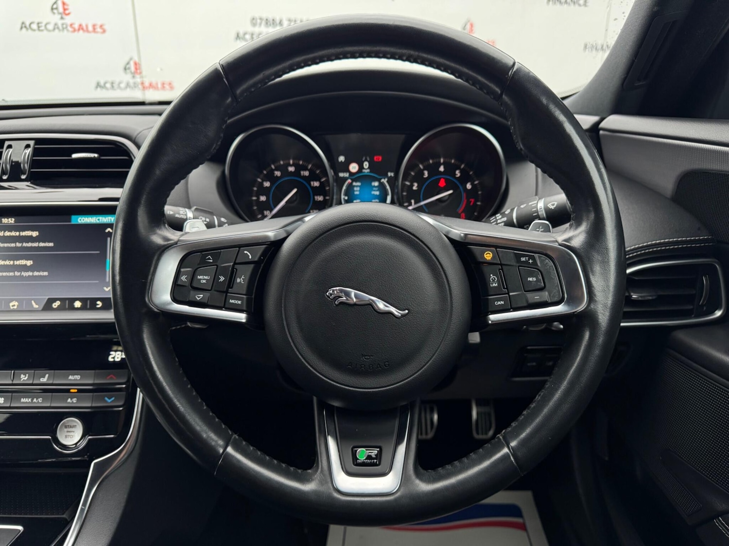 Used Jaguar XE 2018 for sale - 76964923: Photo 29