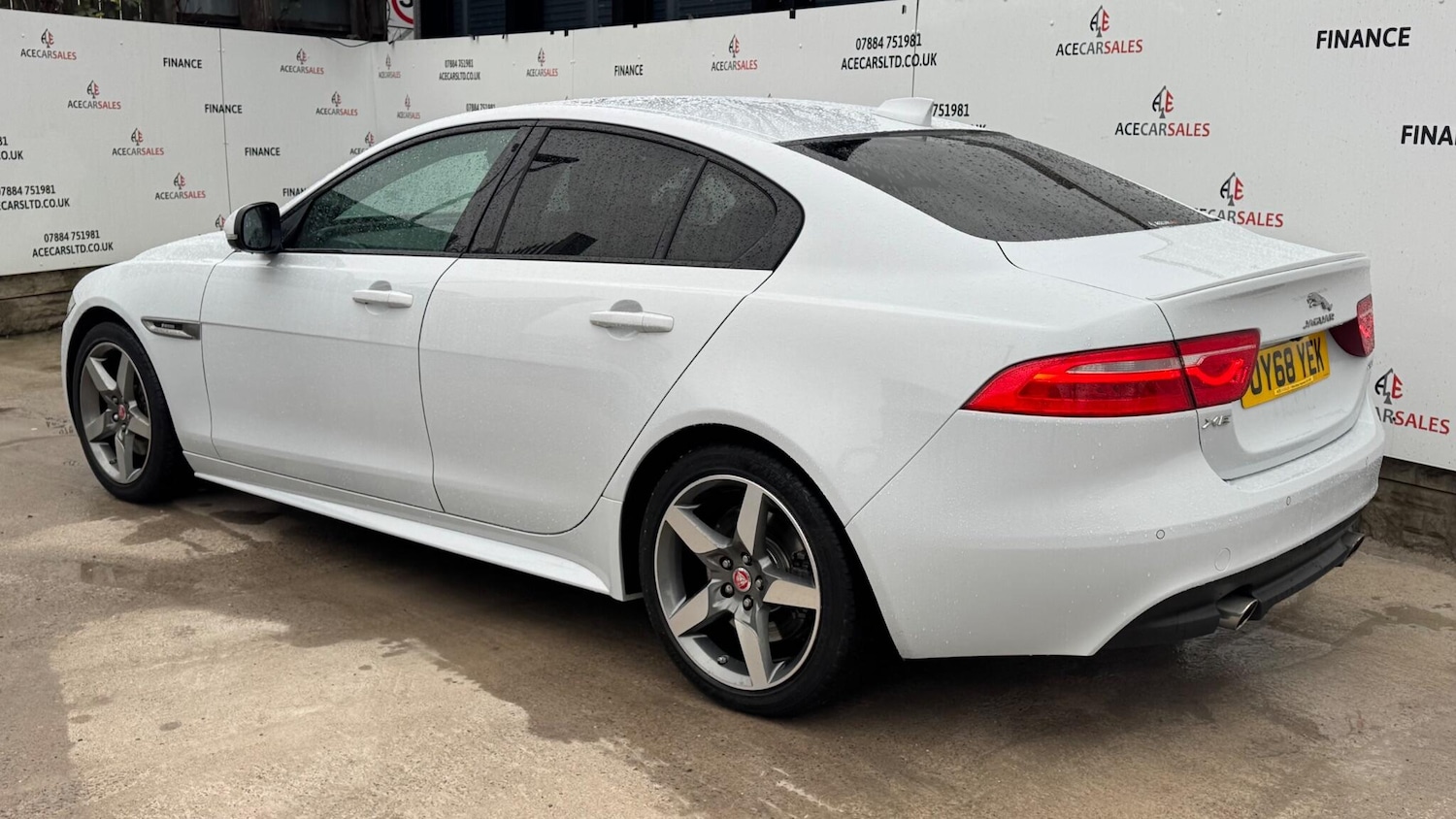 Used Jaguar XE 2018 for sale - 76964923: Photo 6