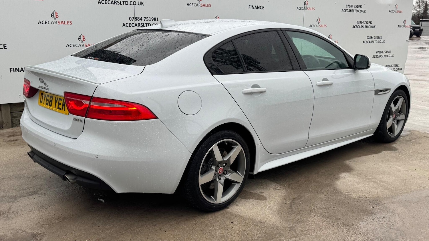 Used Jaguar XE 2018 for sale - 76964923: Photo 8