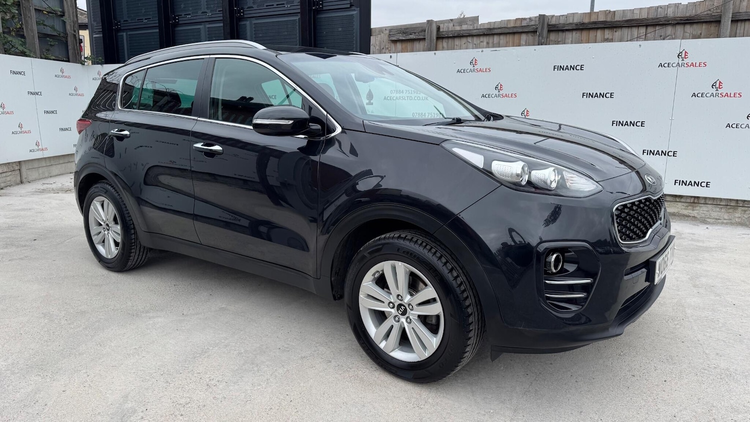 Used Kia Sportage 2017 for sale - 76307704: Photo 2