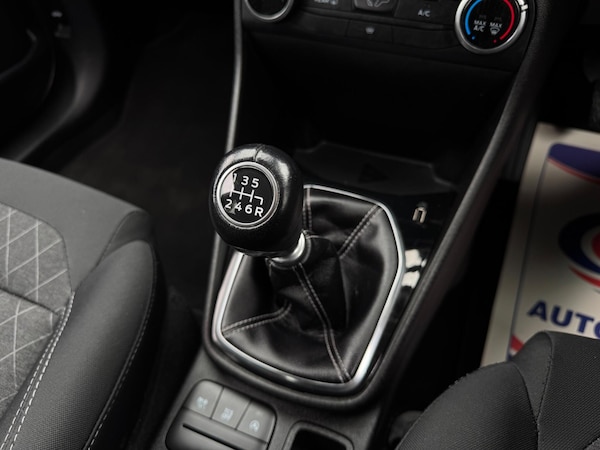 Used Ford Fiesta 2019 for sale - 75645854: Photo 22