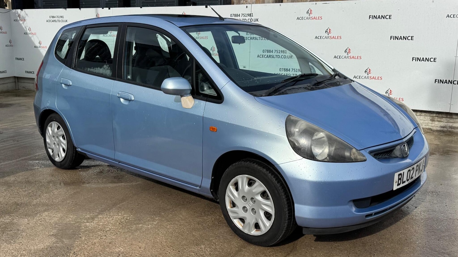 Used Honda Jazz 2002 for sale - 77882866: Photo 2