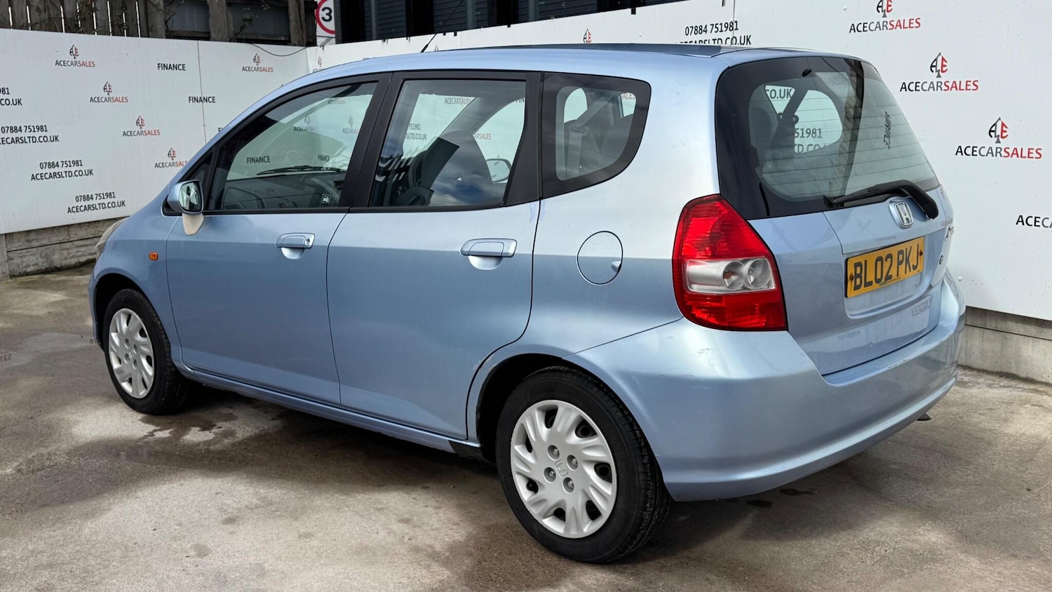 Used Honda Jazz 2002 for sale - 77882866: Photo 6