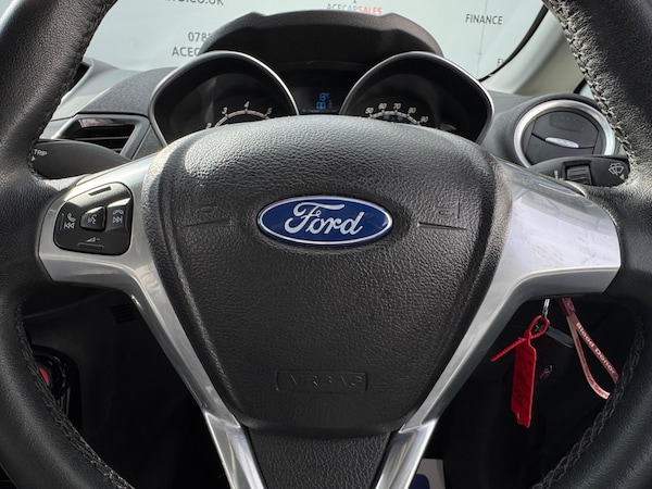 Used Ford Fiesta 2013 for sale - 74337200: Photo 24